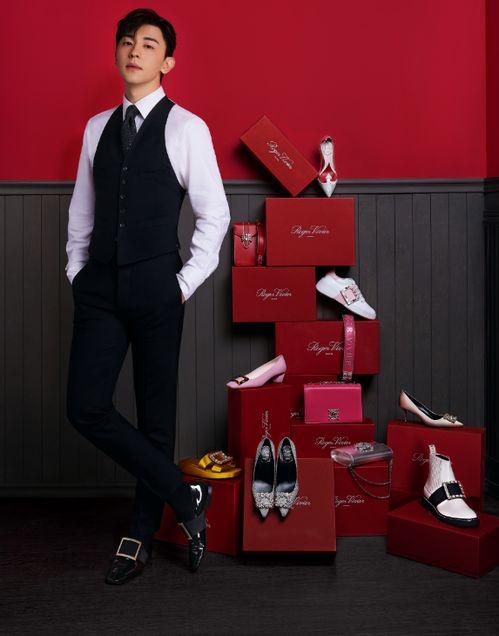 男明星代言女性品牌,女性品牌魅力绽放新篇章